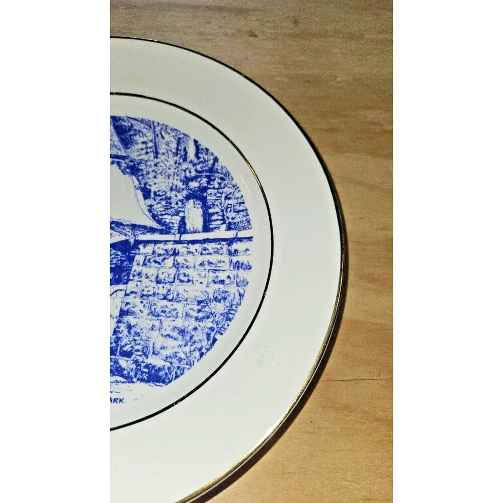 VTG Eureka Springs Arkansas 100 Centennial 1879-1979 Souvenir Plate CRESCENT SPR